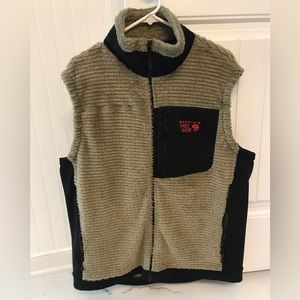 Mountain Hardware Polartec Vest- Men’s XL